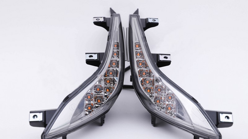 Front Turn Signal (LED)